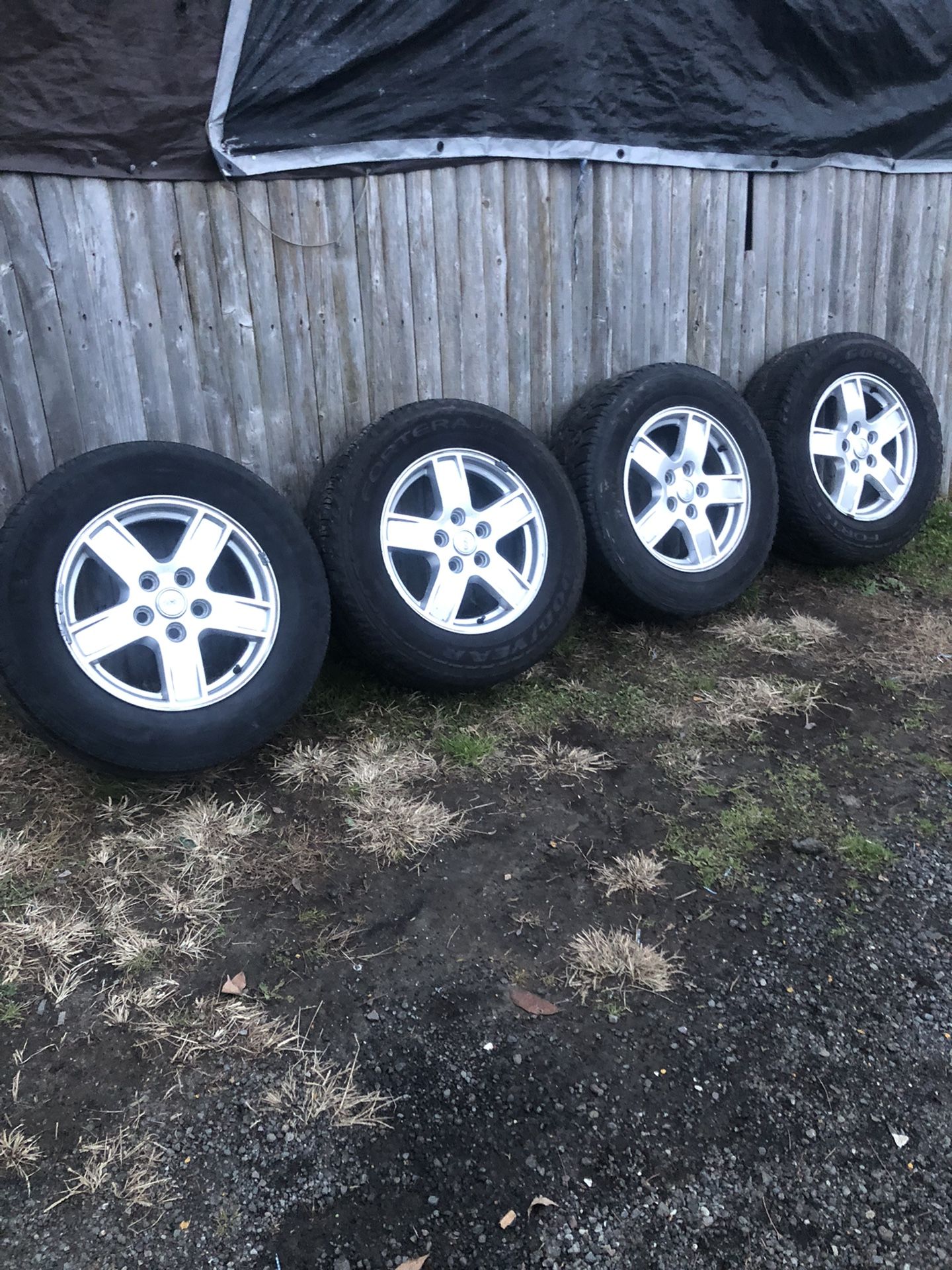 17” Jeep Cherokee Rims And Tires