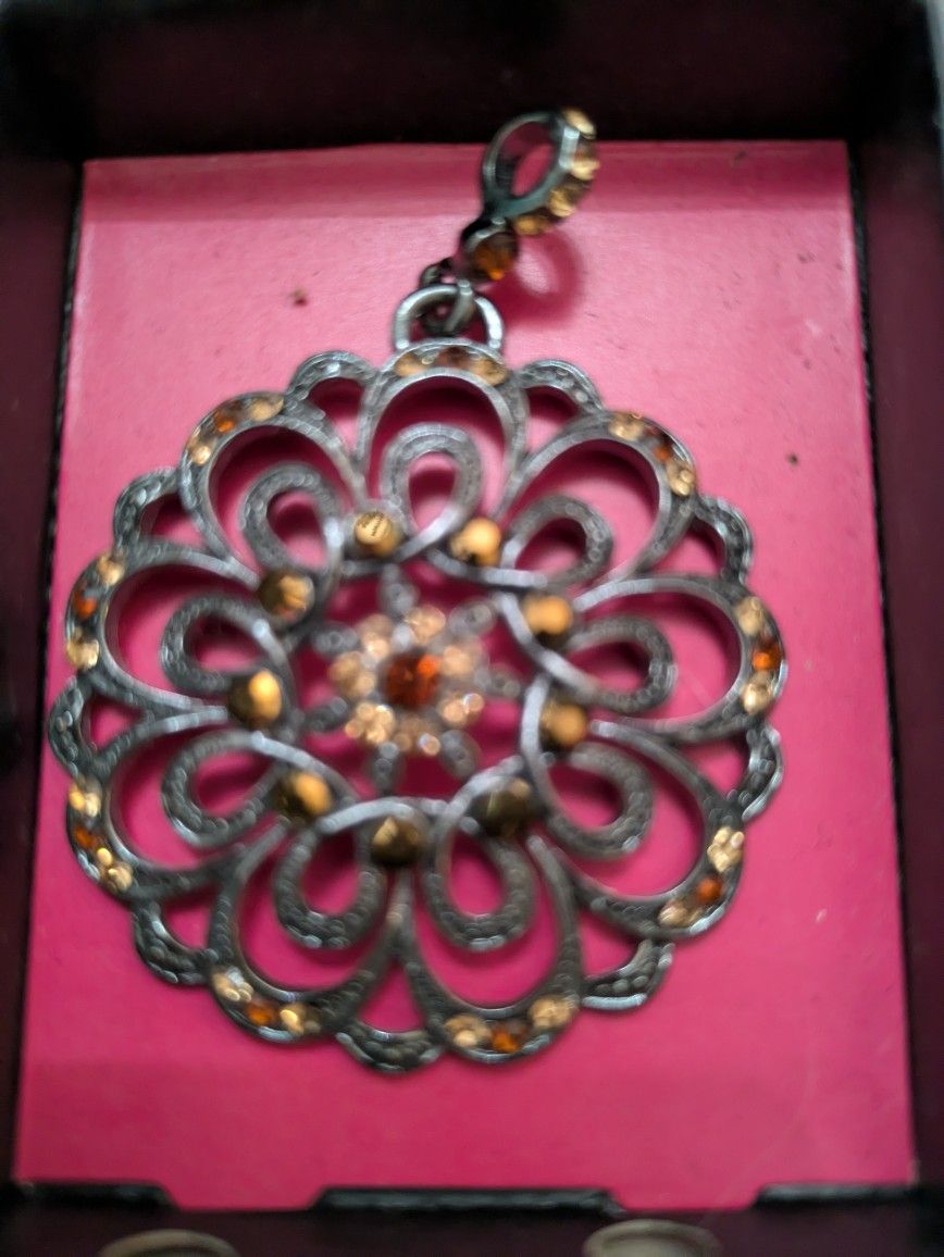 Unique Pendant For Necklace