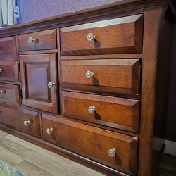 Wooden Dresser- 10 Drawer (MPU)