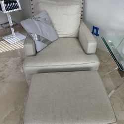 Bernhardt Sofa And Ottoman