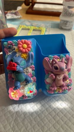 Magnet pencil holder