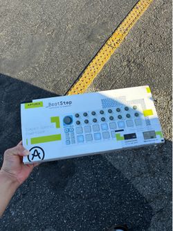 Arturia - BeatStep - Compact MIDI Controller