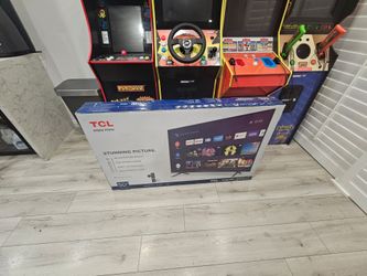 $200 - TCL 50 inch Brand new TV in box never used (serious buyers)