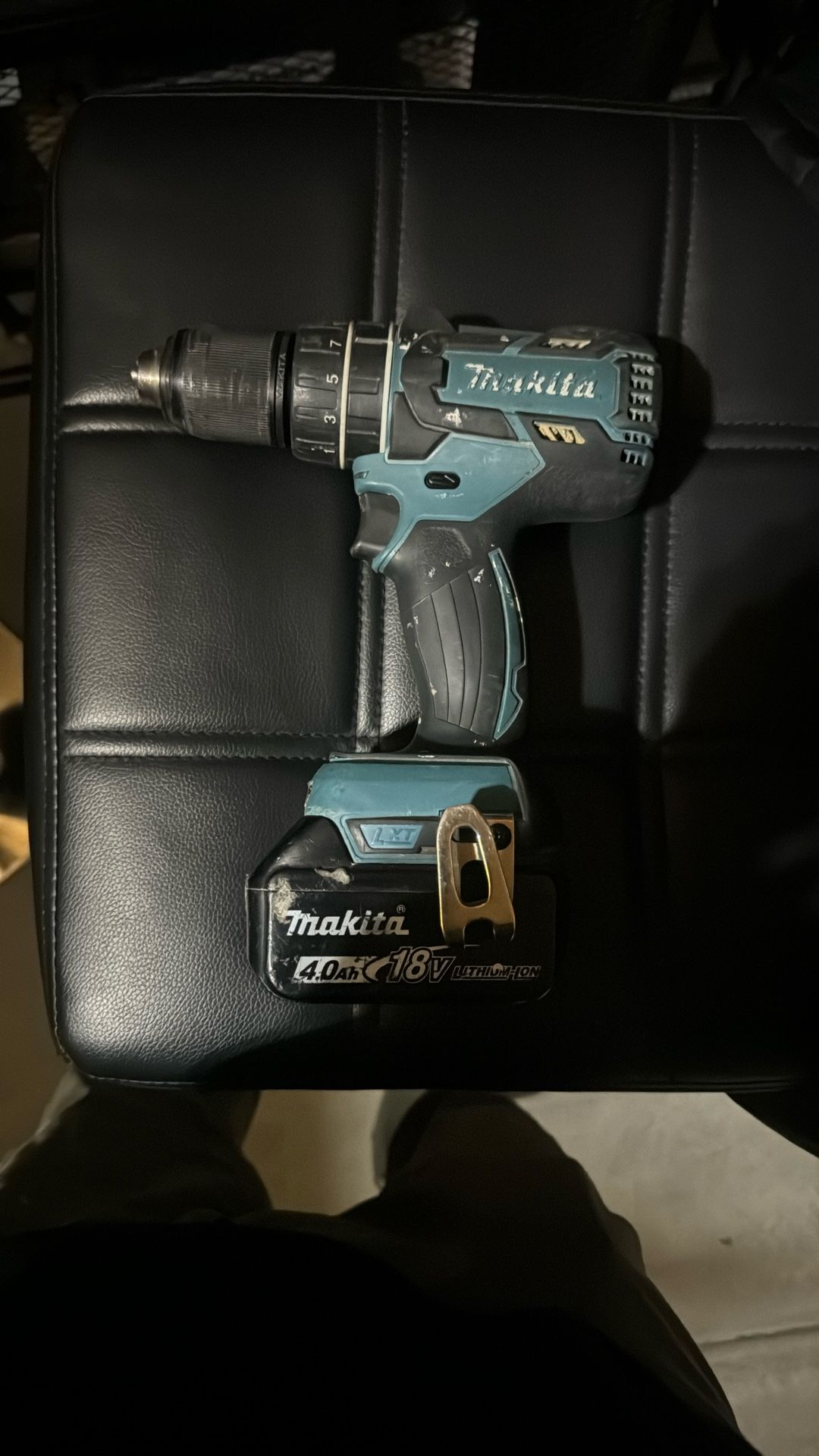 Makita Drill With 4.0 18v Lithium