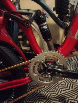 2008  GIANT REIGN  DUEL SUSPENSION BIKE