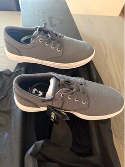Travis Mathew Cuater The Wild Card Men's Size 9.5 Golf Shoes Gray