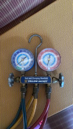 YELLOWJACKET manifold/gauges