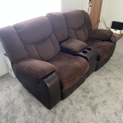 2 Seat Recliner Couch With Cup Holders And Center Storage