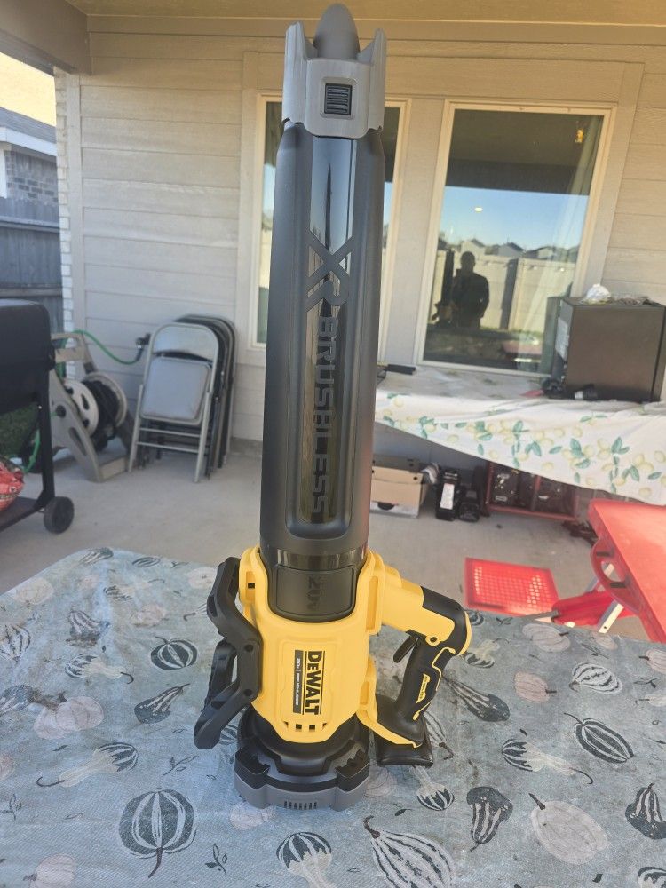 🔥$100 FIRM PRICE 🔥 DEWALT DCBL722B 20V MAX 125 MPH 450 CFM Cordless Brushless Battery Powered Handheld Leaf Blower (Tool Only)*NO battery *NO charg