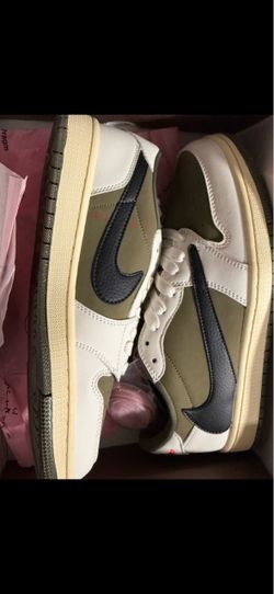 Travis Scott Nike Air Jordan 1  medium olive