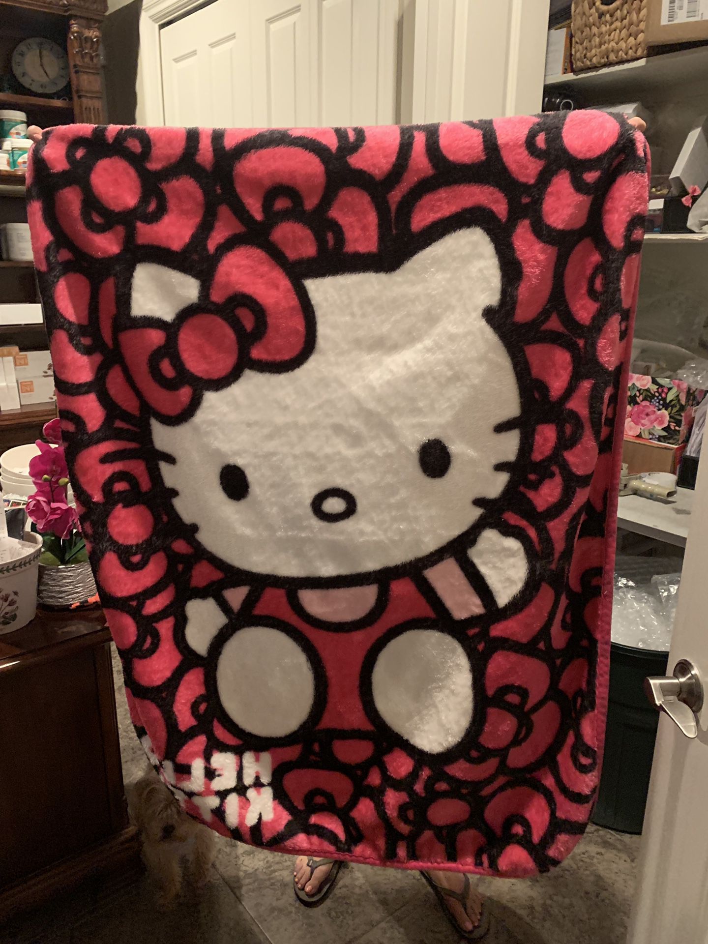 Hello kitty blanket