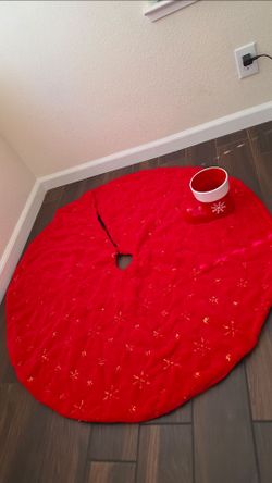Tree skirt