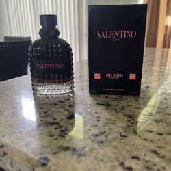 Valentino Born in Roma intense 