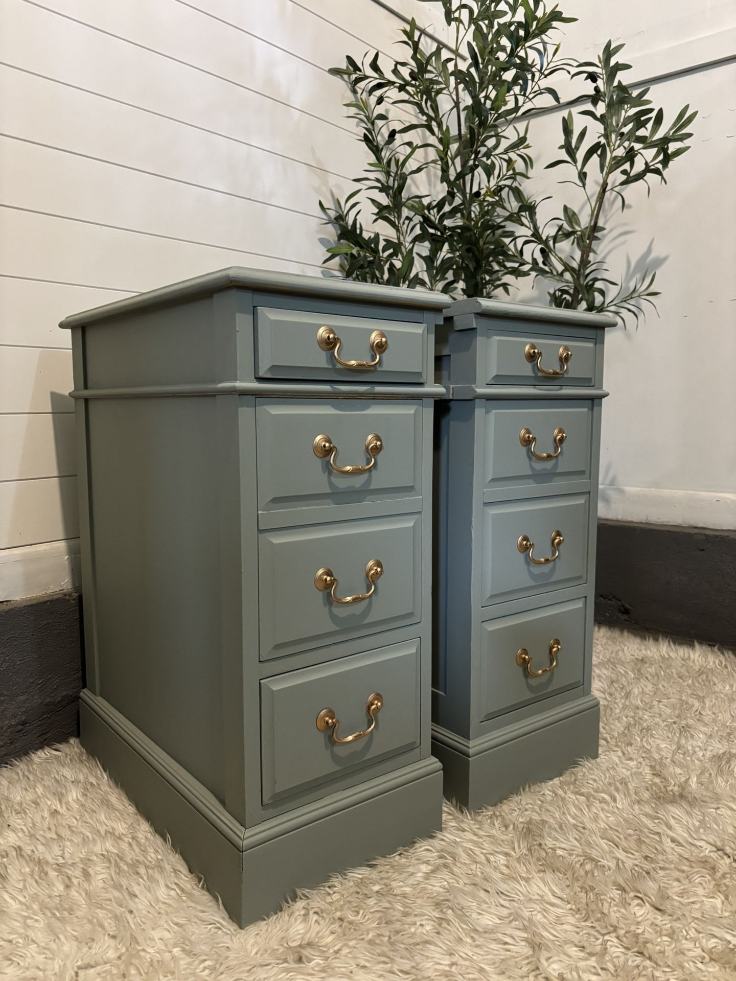 Sage Green Nightstand Set (2)