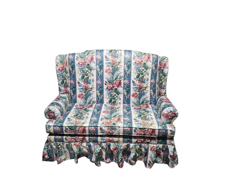 Vintage Floral loveseat excellent condition