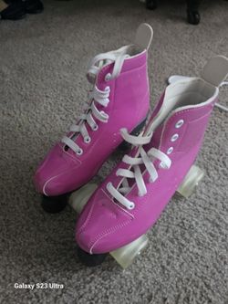 Womens Size 6 Roller Skates 