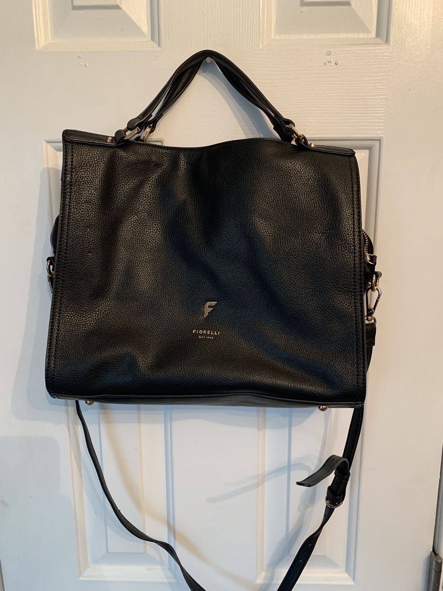 Fiorelli Women Black Pebbled Leather Shoulder Bag 3 Compartments Gold Chain 13x11x5