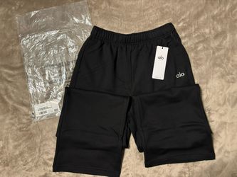 NEW Alo Black Relaxed Sweatpants (Size S, M, L) 100% Authentic✅