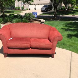Rowe Sofa And Loveseat 