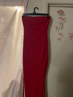Beautiful long sparkly red dress