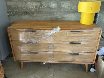 Castlery Seb 6-Drawer Solid Wood Dresser | $1,199 Retail