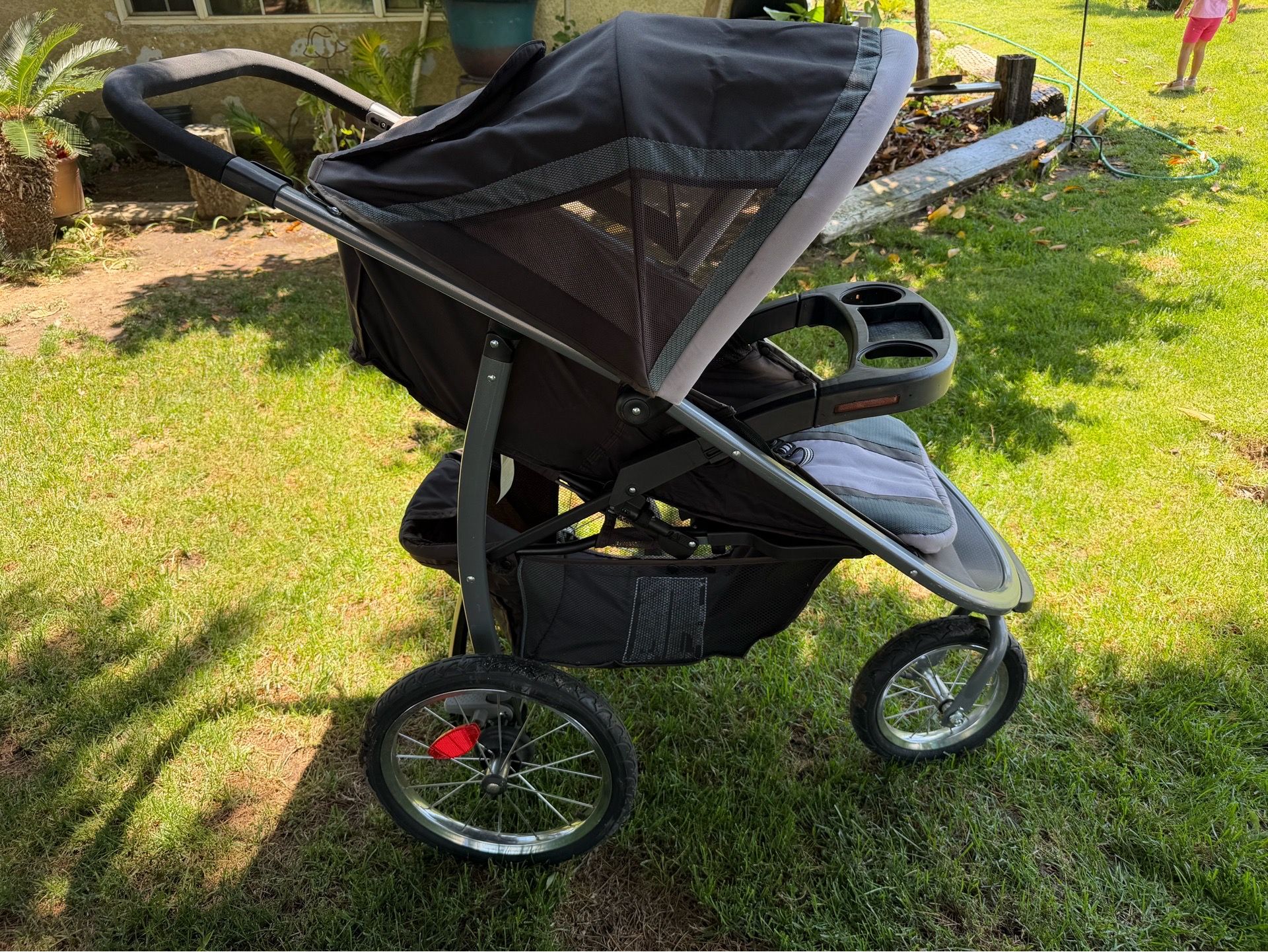 Graco jogger stroller