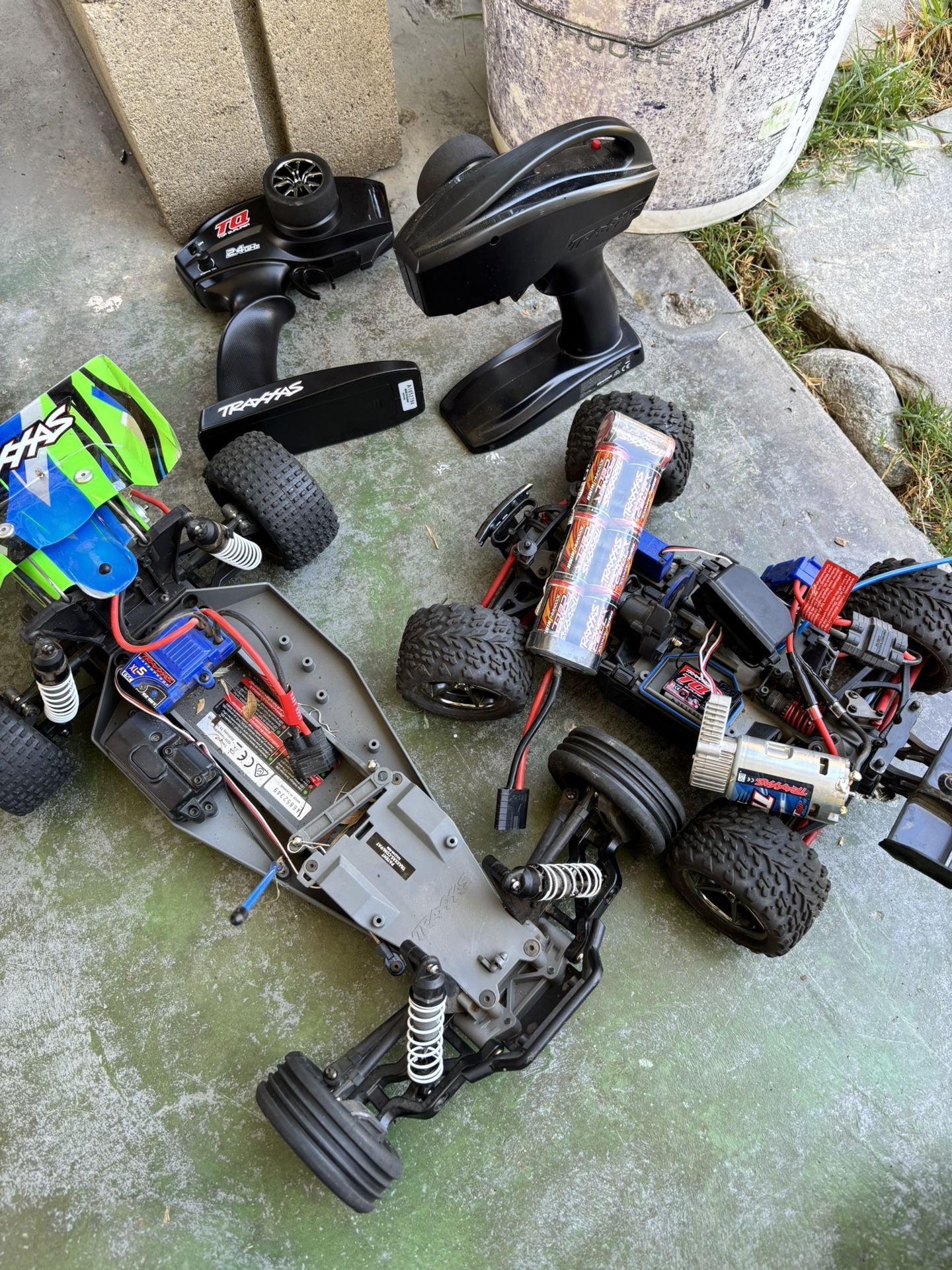 Mini E Revo And Bandit Traxxas