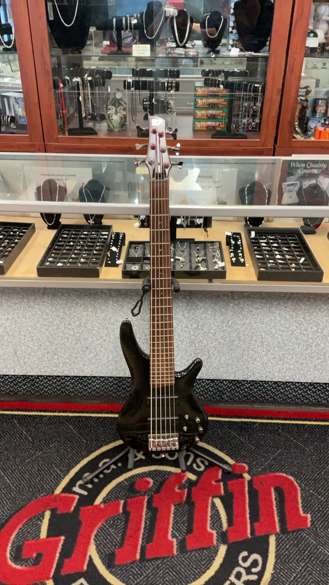 Ibanez SDGR 6 String Bass Guitar ( Missing 2 Nobs And Some Damage On The Back ) 