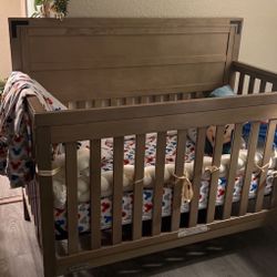 Baby Crib 