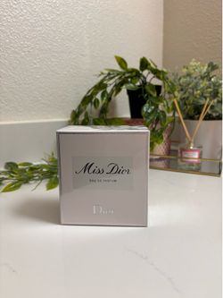 Miss Dior EAU DE PARFUM