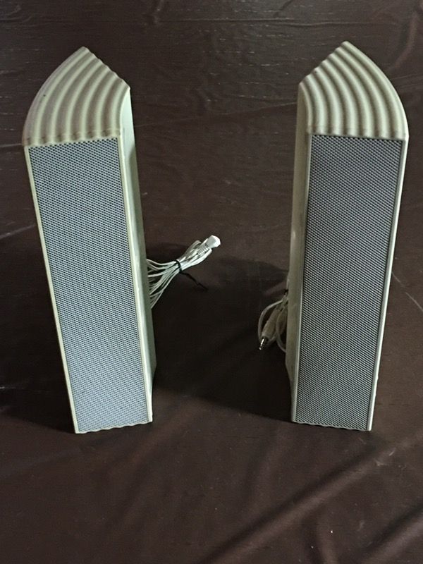 BBE High Definition SRS Sound Retrieval System Speakers (adapter not included)