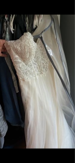 Wedding dress