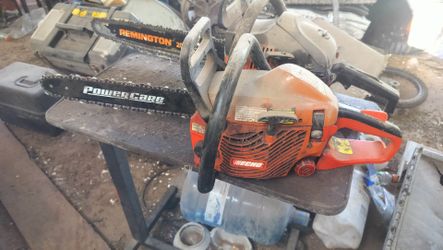250 take on both they need a carb cleaner one's a echo and one's a Remington