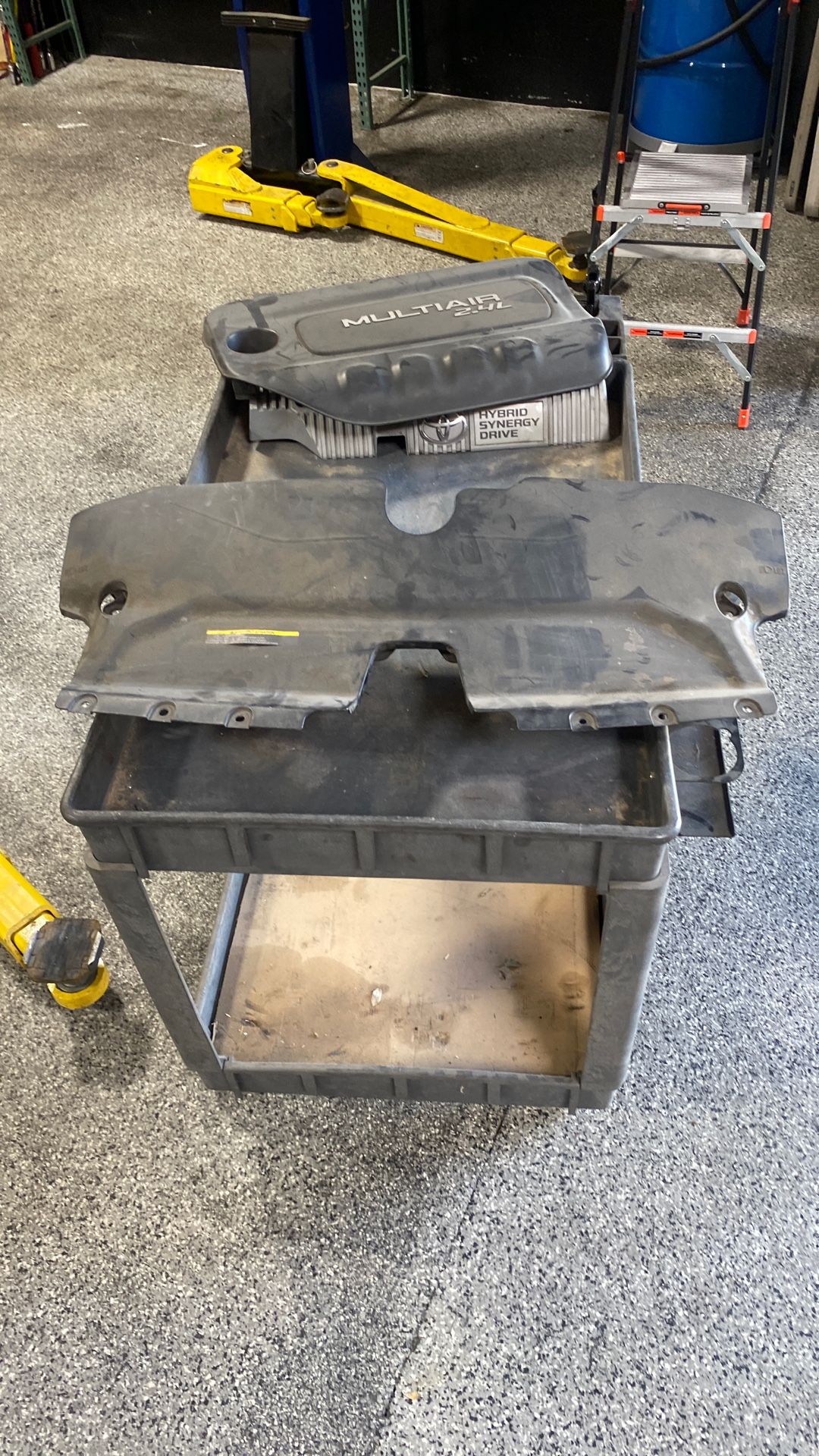 Infinity Q50/Nissian Front Intake Shroud Cover