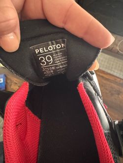 Peloton shoes size 39