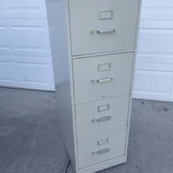 HON 4 DRAWER LEGAL FILE CABINET. 18” WIDE 26 1/2” DEEP  52” HIGH
