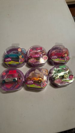 Polly pocket - doll and car