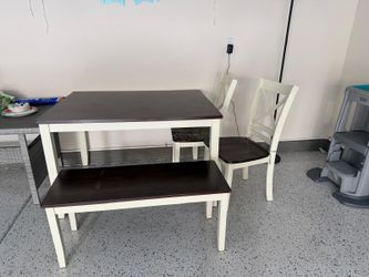 Mathis Home 4 seater Farmhouse Dining Table