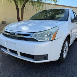 2008 FORD.FOCUS.SE, CLEAN.AUTO-CHECK, GREAT ON GAS, RUNS.GREAT, COLD AC 🚘