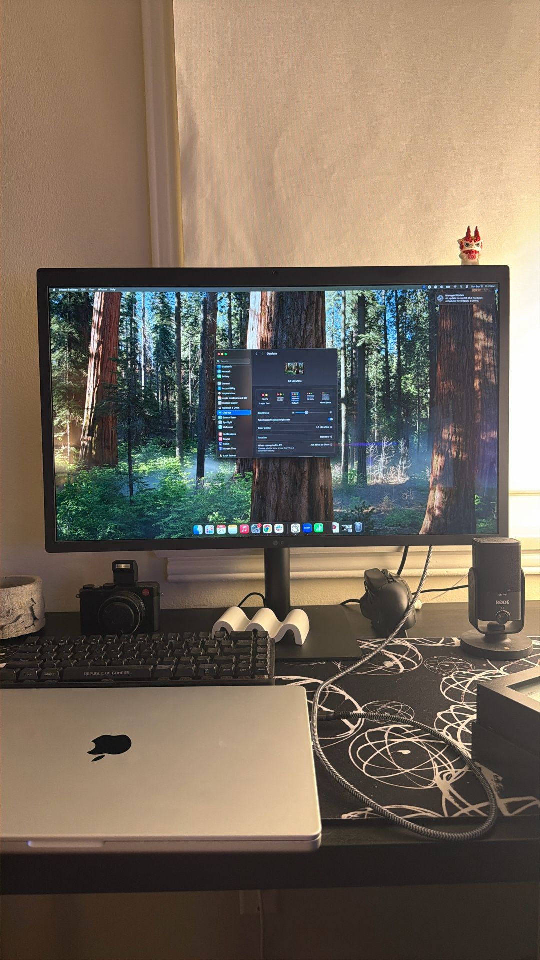 LG 5K Ultrafine 27” Monitor Apple