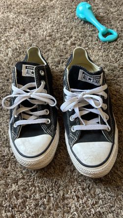 Converse 6.5 men 8.5 women