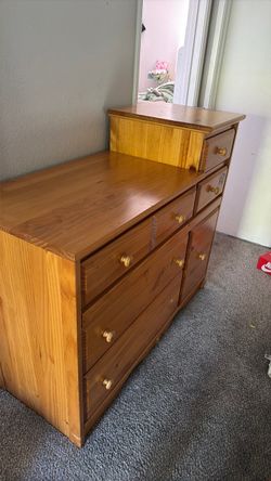 dresser
