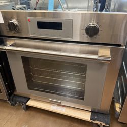Thermador 30” electric wall oven