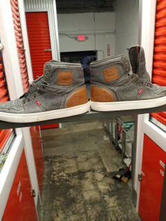 Levi's shoes sz.11 grey