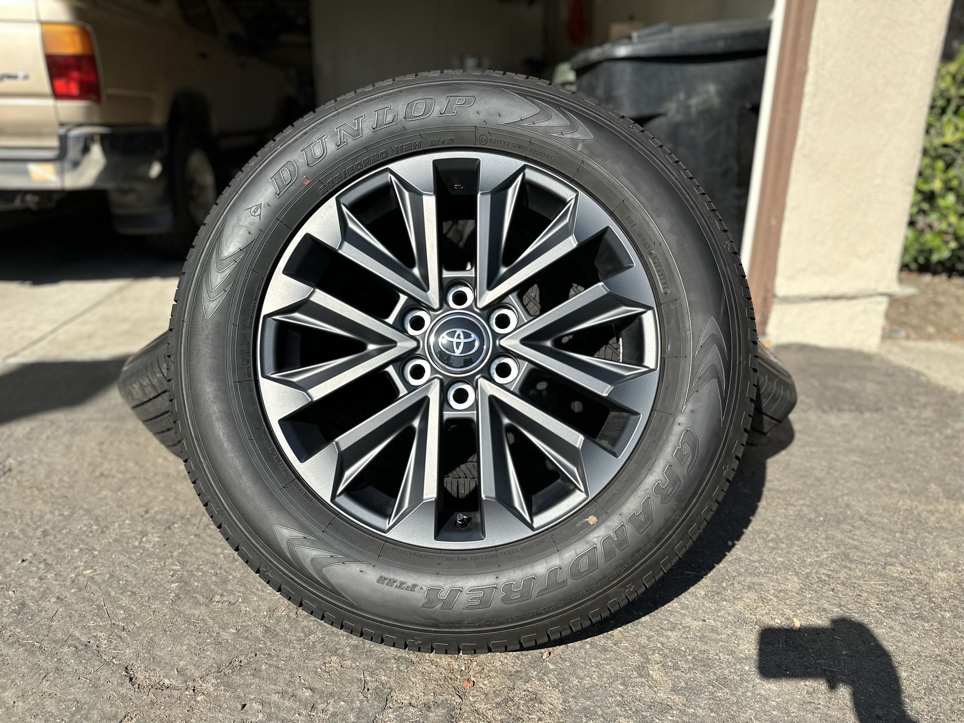 20”Toyota Land Cruiser (5 Wheels) Tundra Sequoia Wheels Rims Rines And Tires Wheels