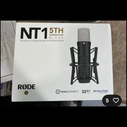 RODE NT1 5th Gen Studio, Condenser Microphone (black) 