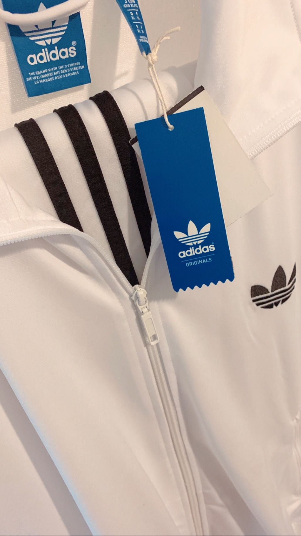 Brand New Adidas Originals All White Tracksuit Jacket and Pants Rare Item