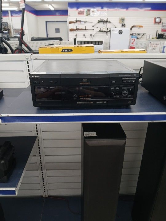 Sony Cd/DVD Player 