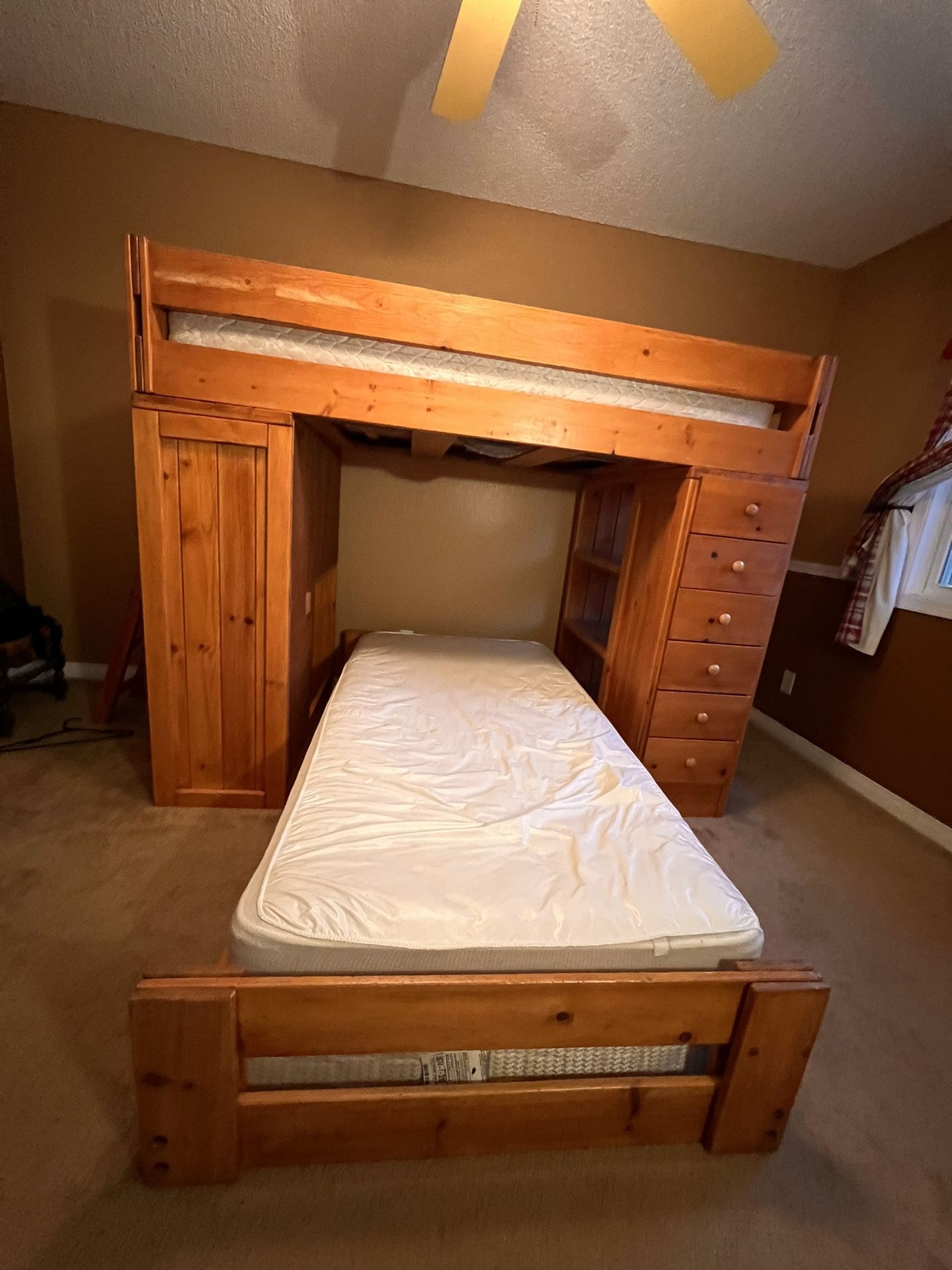 Wooden Twin Bunk Beds