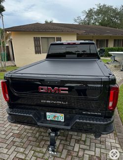 Roll n Lock bed cover